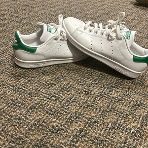 Men’s Addias Stan Smith shoes